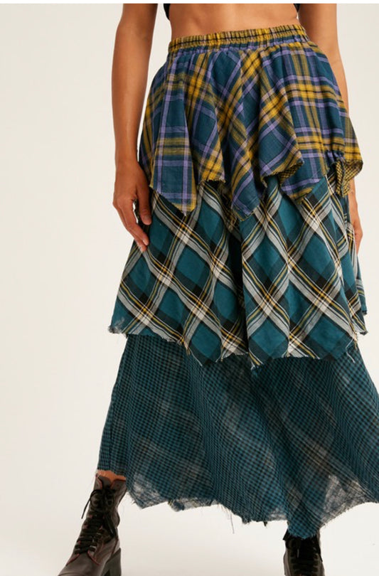 Asymmetrical tiered maxi skirt