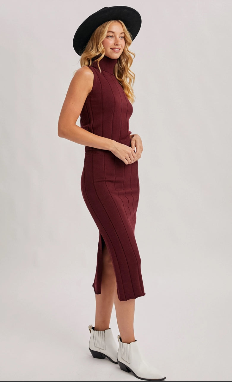 Sleeveless Mock Neck and Pencil Midi Skirt Sweater Set