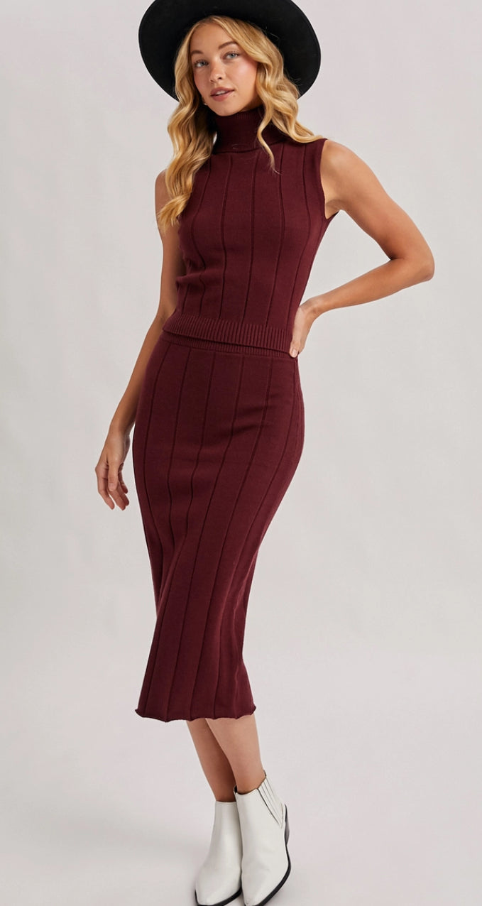 Sleeveless Mock Neck and Pencil Midi Skirt Sweater Set