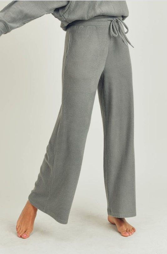 Ribbed flare pants